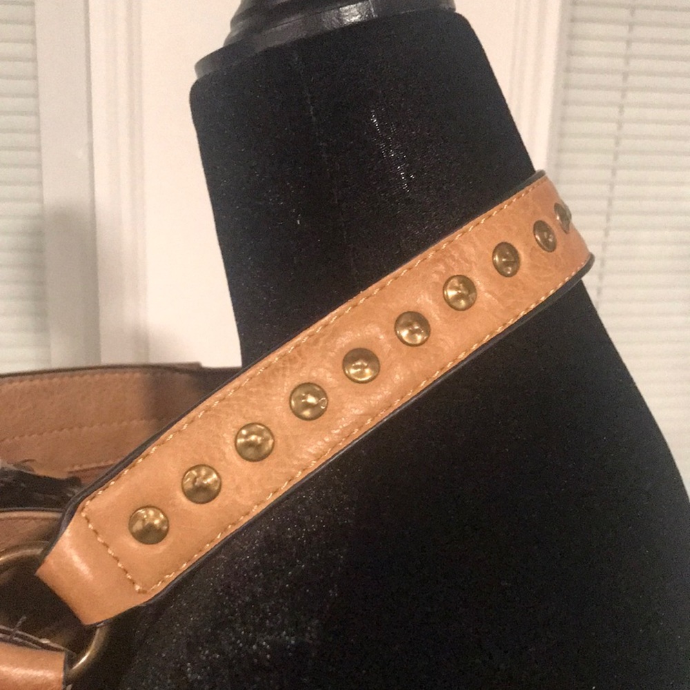 Moda Luxe Hobo CrossbodyHand Bag - Picture 3 of 15